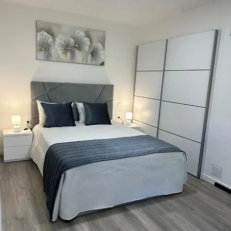 ゲストハウス Lombinho 3*