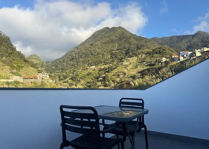 بيت ضيافة Lombinho 3*